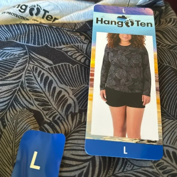 Hang Ten Ladies' Sun Tee Large Floral - Picture 7 of 13